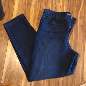 Woman’s slim leg jean